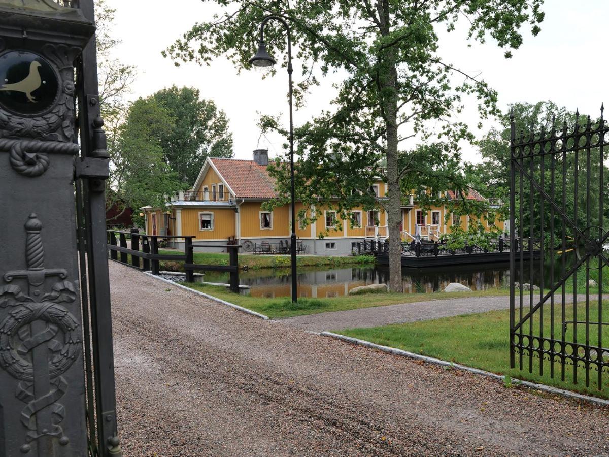 Dufweholms Herrgard Катринехолм Екстериор снимка